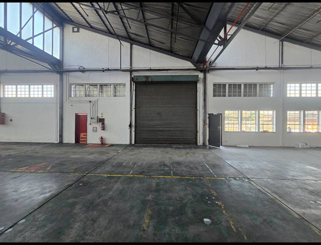 5,751M² WAREHOUSE TO LET IN BOKSBURG EAST